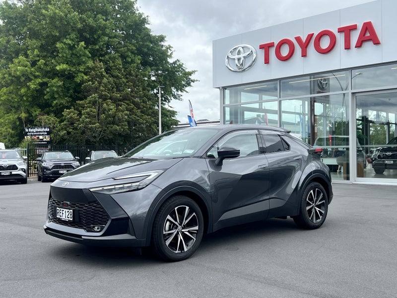 2025 Toyota C-HR GXL 1.8 Hybrid SUV image 4