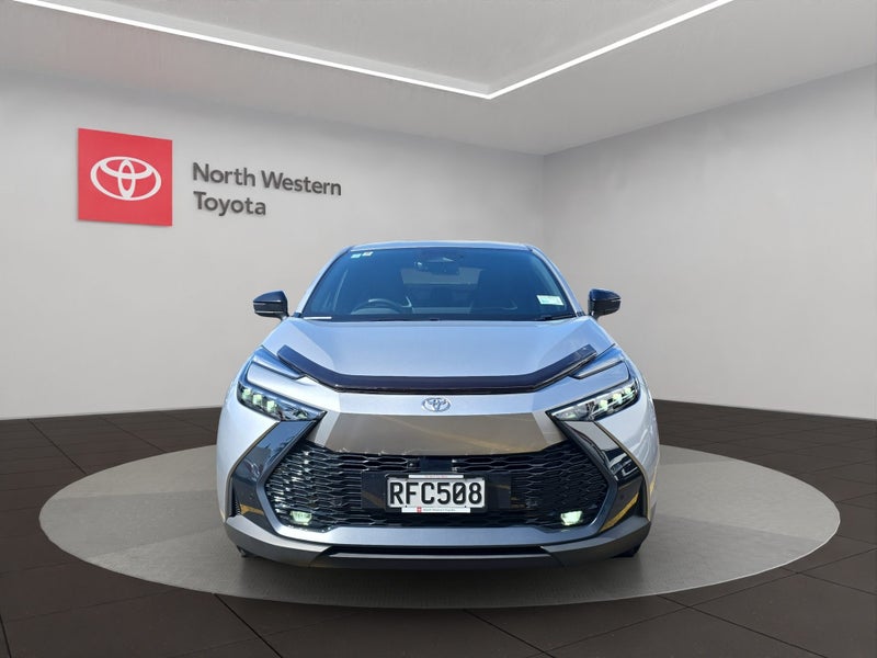 2025 Toyota C-HR GXL 1.8L Hybrid 2WD SUV image 2