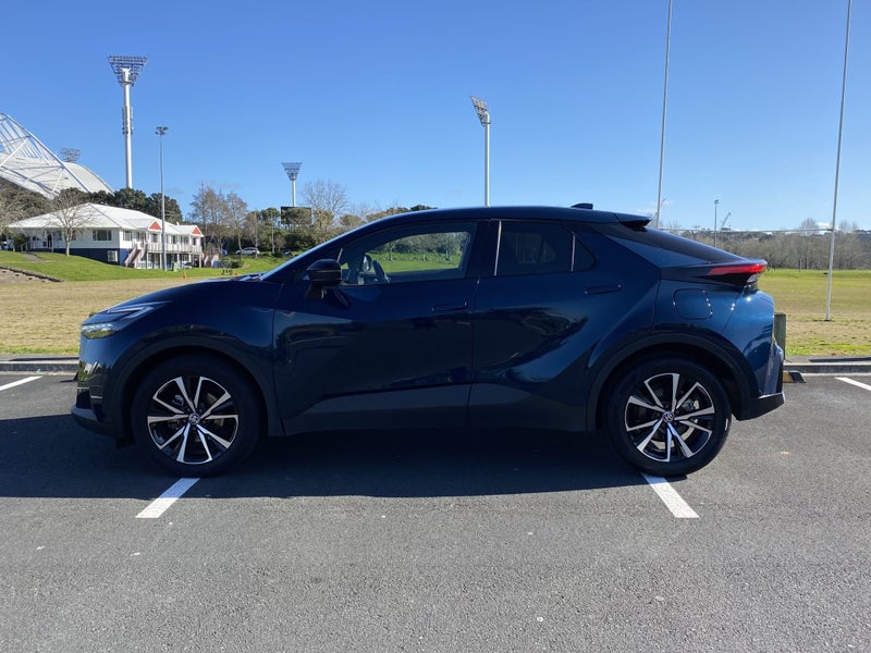 2025 Toyota C-HR GXL 1.8L Petrol HYBRID ECVT FW... image 4