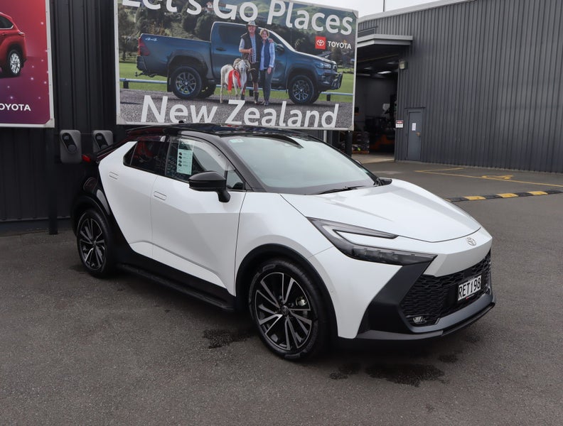 2025 Toyota C-HR Limited 1.8P HEV CVT FWD SUV/5... image 3
