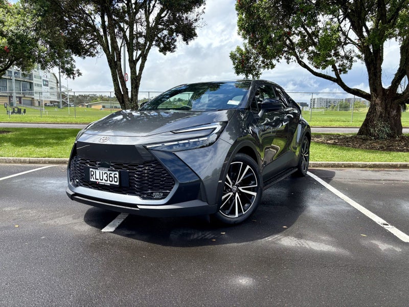 2025 Toyota C-HR Limited 1.8P HEV CVT FWD SUV/5... image 3