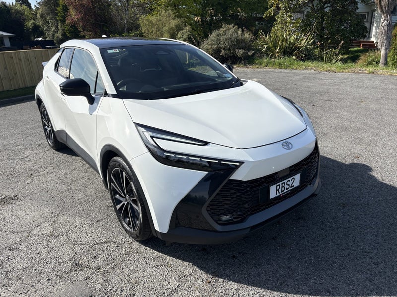 2025 Toyota C-HR Limited 1.8P HEV CVT FWD SUV/5... image 1