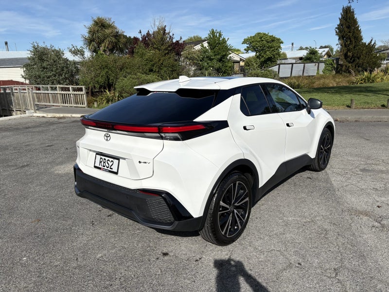 2025 Toyota C-HR Limited 1.8P HEV CVT FWD SUV/5... image 5