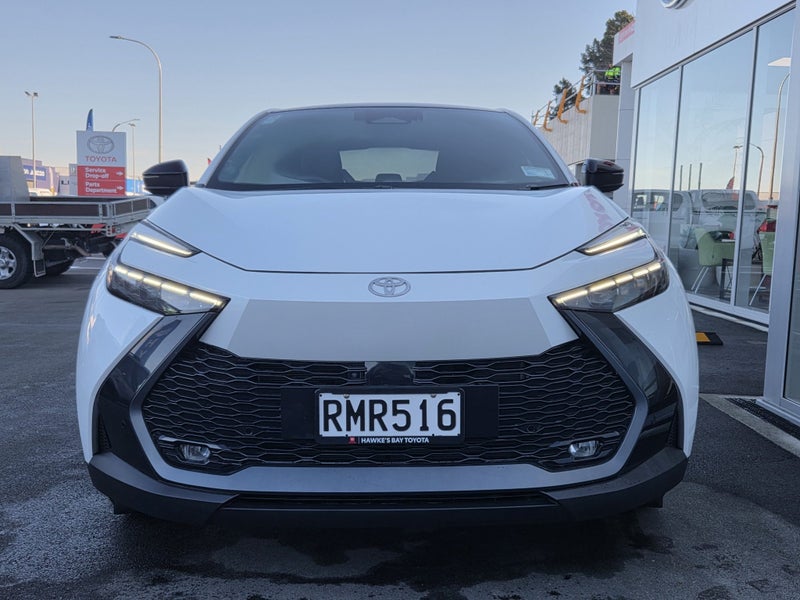 2025 Toyota C-HR Limited 1.8P HYBRID Auto image 4
