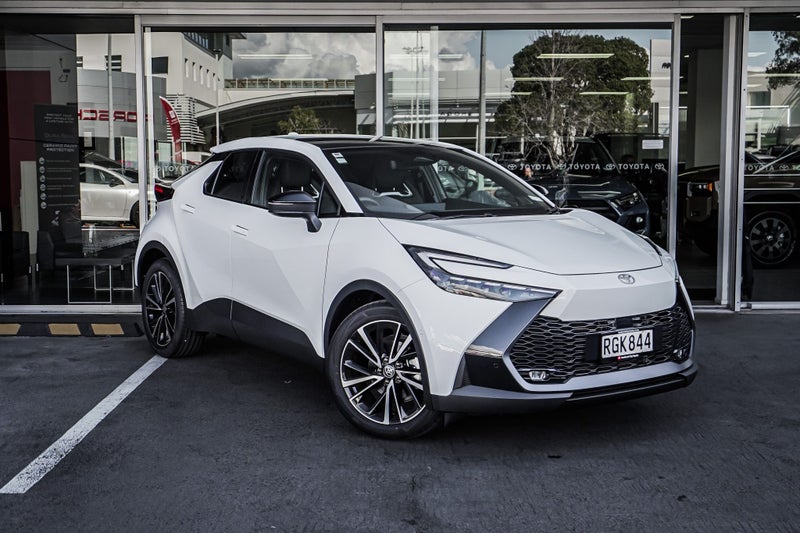 2025 Toyota C-HR Limited 1.8P hybrid Crossover SUV image 1