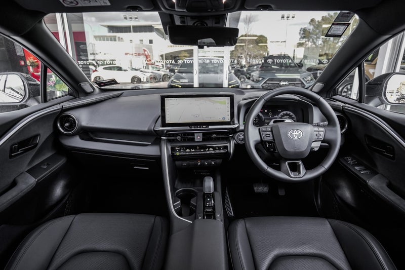2025 Toyota C-HR Limited 1.8P hybrid Crossover SUV image 2