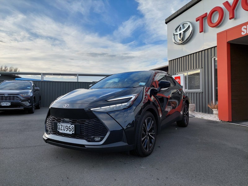 2025 Toyota C-HR Limited 1.8P Hybrid FWD SUV -... image 4