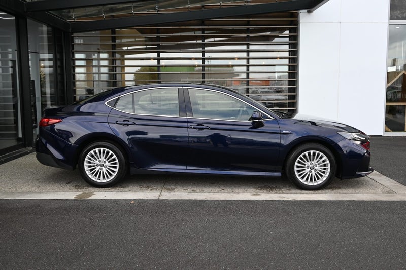 2025 Toyota Camry GX 2.5 Petrol FWD Sedan image 5