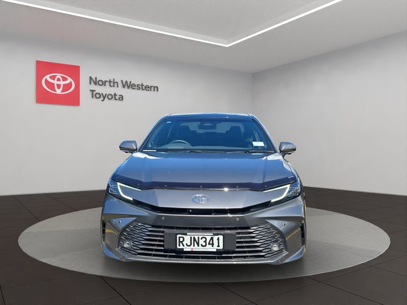 2025 Toyota Camry ZR 2.5L Hybrid FWD Sedan image 2