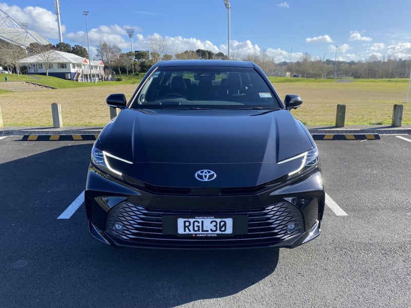 2025 Toyota Camry ZR 2.5L Petrol HYBRID Auto FW... image 2