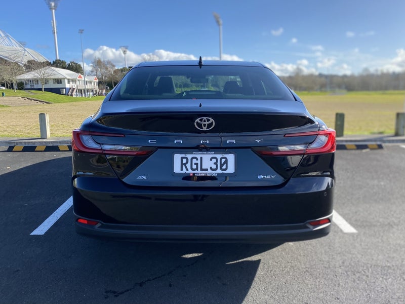2025 Toyota Camry ZR 2.5L Petrol HYBRID Auto FW... image 5
