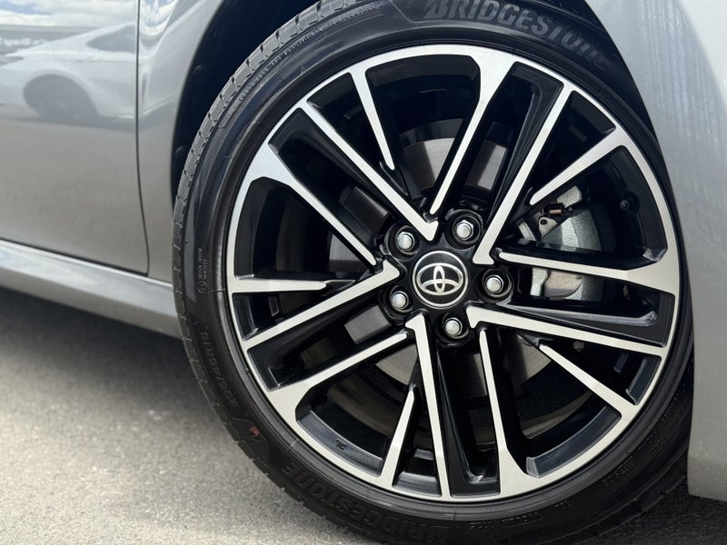 2025 Toyota Camry ZR 2.5P HEV ECVT FWD SD/4D/5S image 3