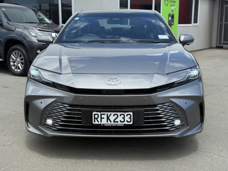 2025 Toyota Camry ZR 2.5P HEV ECVT FWD SD/4D/5S image 4