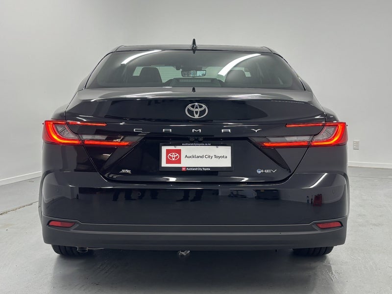 2025 Toyota Camry Zr 2.5Ph/Cvt image 5