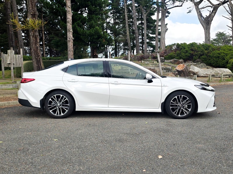 2025 Toyota Camry ZR Hybrid image 2