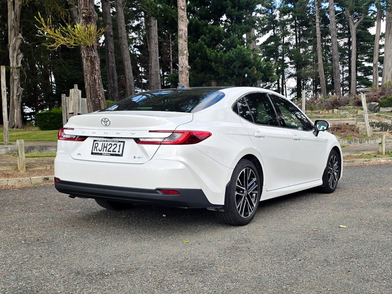 2025 Toyota Camry ZR Hybrid image 3