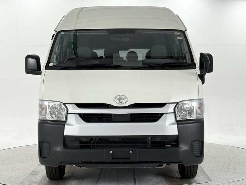 2025 Toyota Commuter Hiace 2.7 Petrol DX 12 Sea... image 3