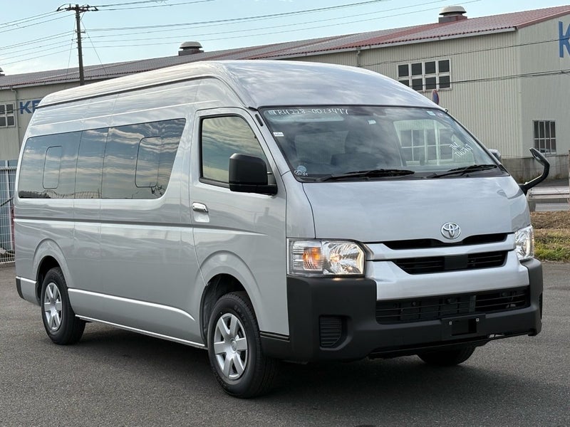 2025 Toyota Commuter Hiace 2.7 Petrol DX 12 Seat image 5