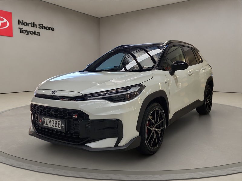 2025 Toyota Corolla Cross Cross GR Sport 2.0L H... image 3