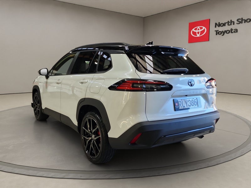 2025 Toyota Corolla Cross Cross GR Sport 2.0L H... image 5