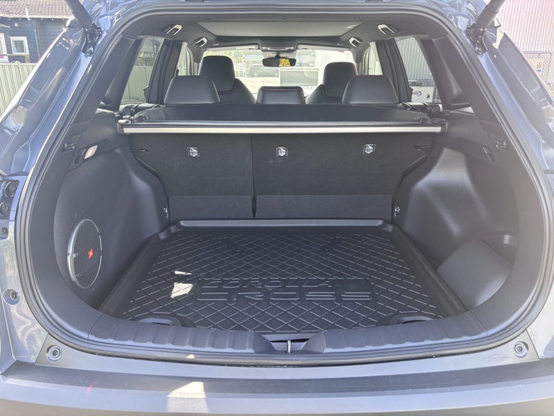 2025 Toyota Corolla Cross Cross GR Sport 2.0P H... image 5