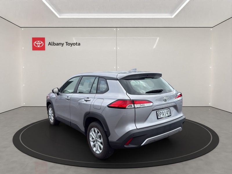 2025 Toyota Corolla Cross Cross GX 2.0P HEV ECV... image 5