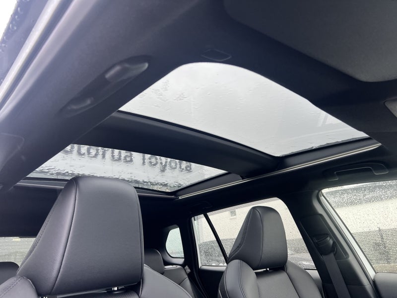 2025 Toyota Corolla Cross Cross Limited 2.0P HE... image 3