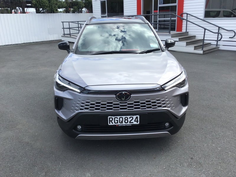 2025 Toyota Corolla Cross Cross Limited 2.0P HE... image 2