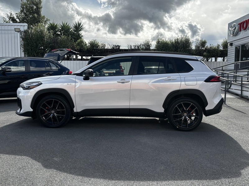 2025 Toyota Corolla Cross GR Sport 2.0P HEV ECV... image 4