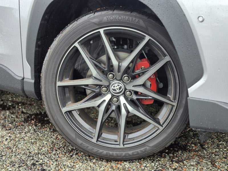 2025 Toyota Corolla Cross GR Sport 2.0P HEV ECV... image 2