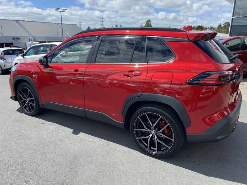 2025 Toyota Corolla Cross GR Sport 2.0P HEV ECV... image 4