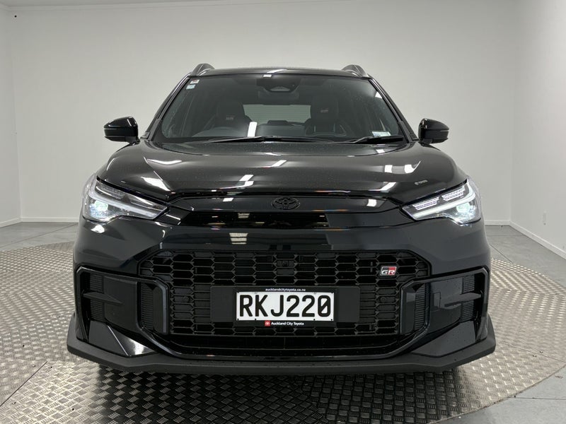 2025 Toyota Corolla Cross GR Sport 2.0PH AWD Hy... image 4