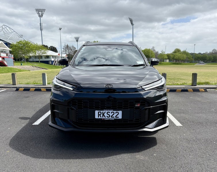 2025 Toyota Corolla Cross GR Sport AWD 2.0P HYB... image 2