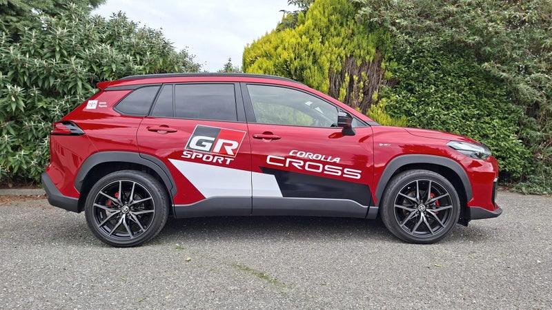 2025 Toyota Corolla Cross GR Sport Hybrid AWD image 5