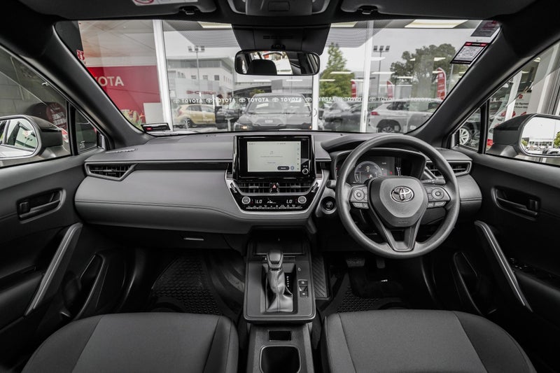 2025 Toyota Corolla Cross GX 2.0 Hybrid Crossov... image 2