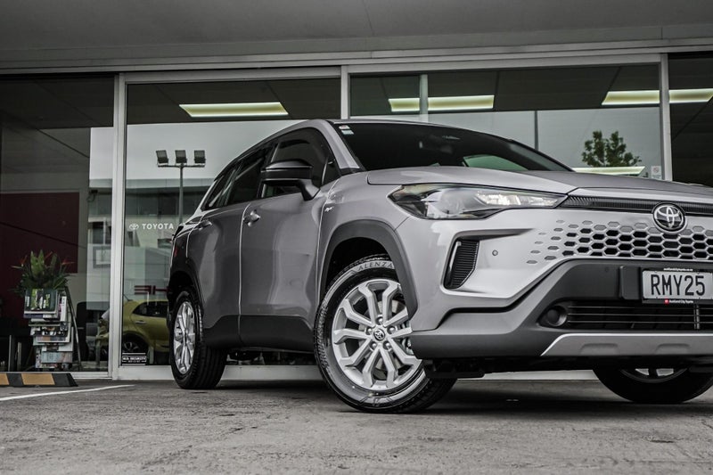 2025 Toyota Corolla Cross GX 2.0 Hybrid Crossov... image 5