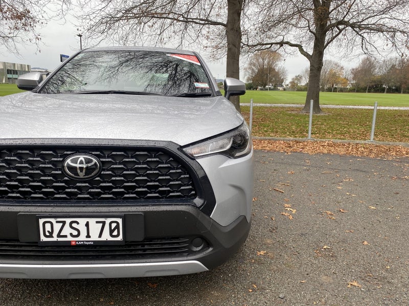2025 Toyota Corolla Cross GX 2.0L Petrol Hybrid image 5