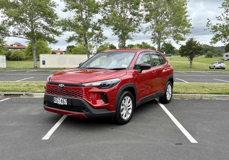 2025 Toyota Corolla Cross GX 2.0L Petrol HYBRID... image 3