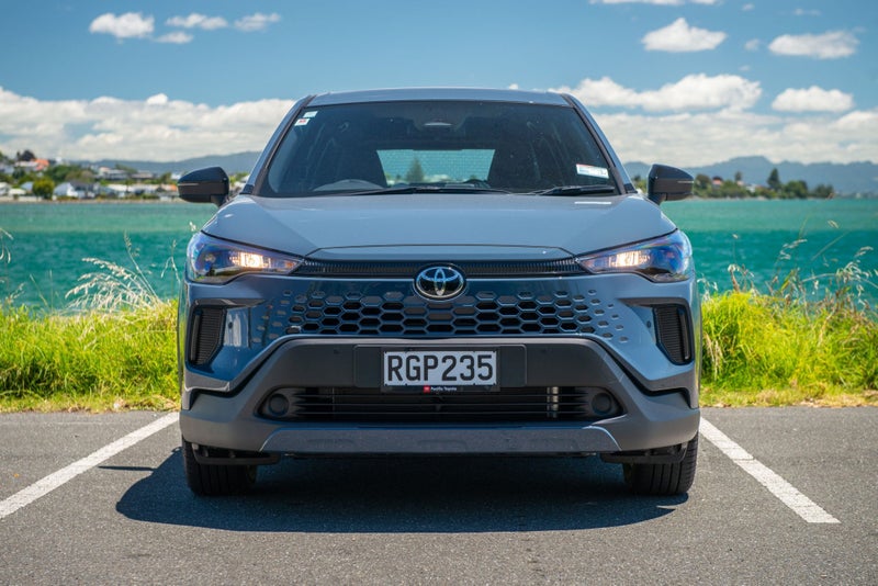 2025 Toyota Corolla Cross GX 2.0P HEV image 2