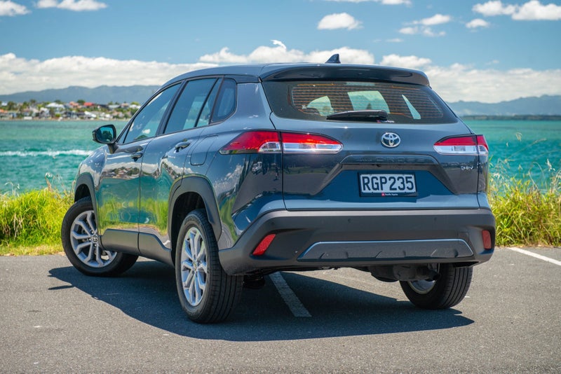 2025 Toyota Corolla Cross GX 2.0P HEV image 5