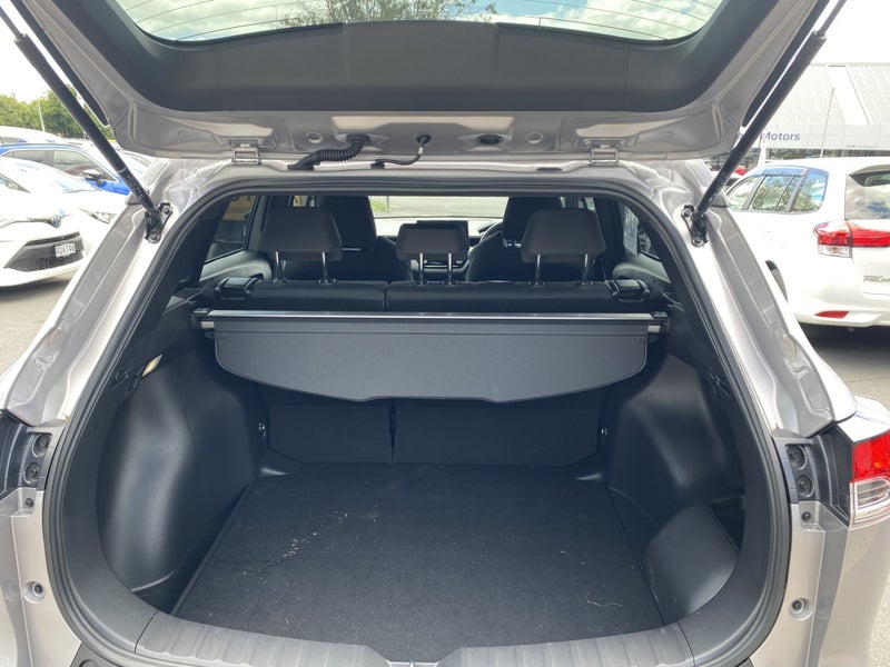 2025 Toyota Corolla Cross GX 2.0P HEV ECVT FWD... image 5