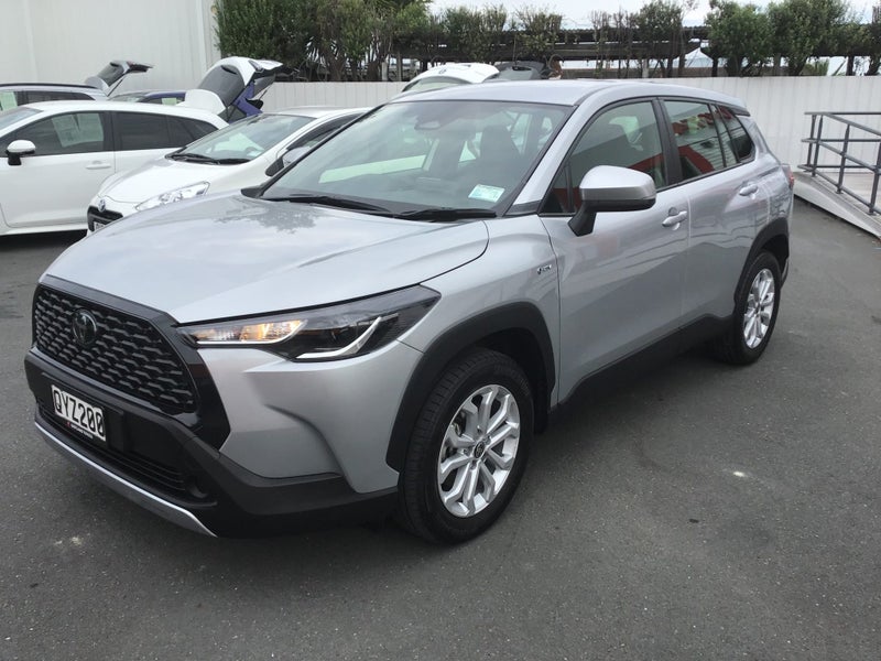 2025 Toyota Corolla Cross GX 2.0P Hybrid SUV image 3