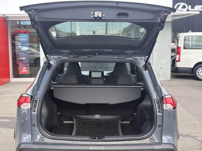 2025 Toyota Corolla Cross GX image 4