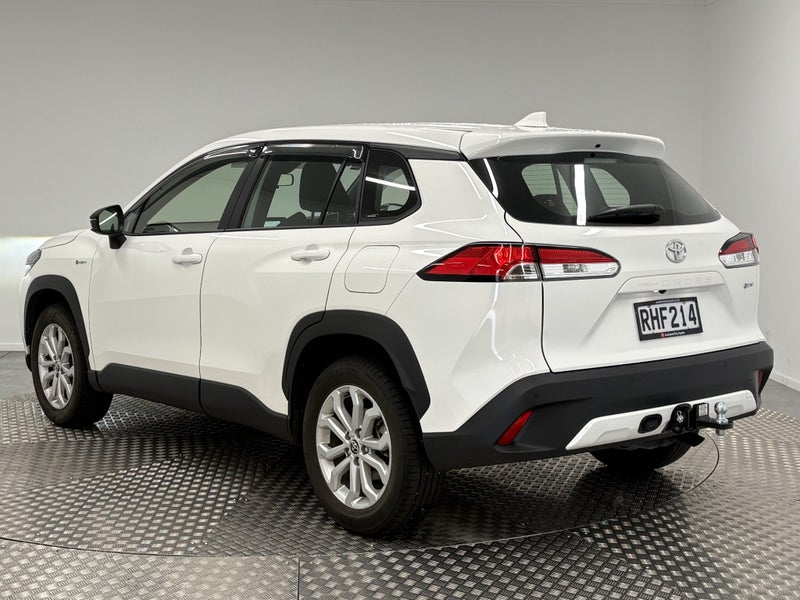 2025 Toyota Corolla Cross GX Hybrid image 2