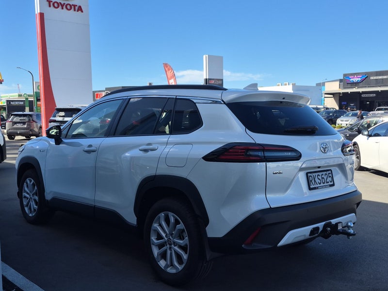 2025 Toyota Corolla Cross GXL 2.0P HEV ECVT FWD image 5
