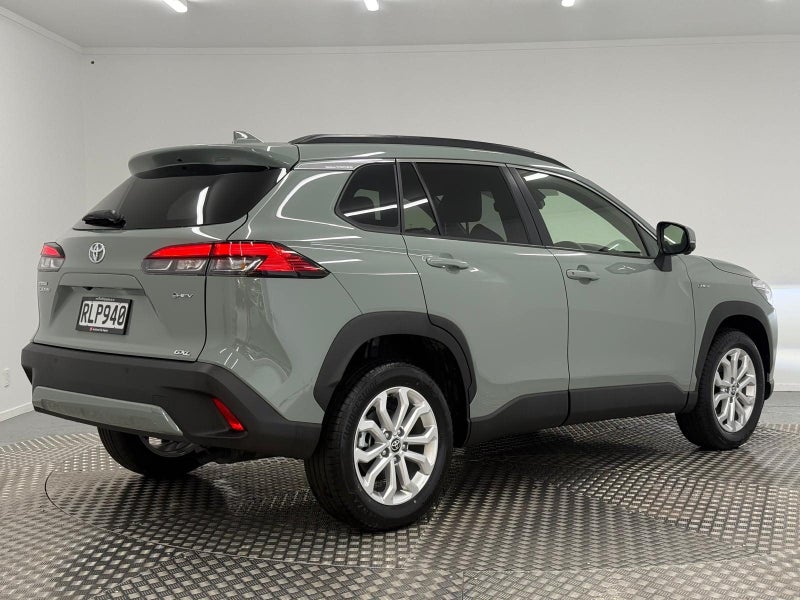 2025 Toyota Corolla Cross GXL Hybrid image 2