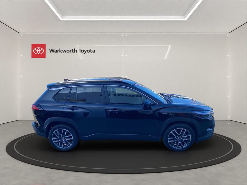 2025 Toyota Corolla Cross Limited 2.0L Petrol H... image 2