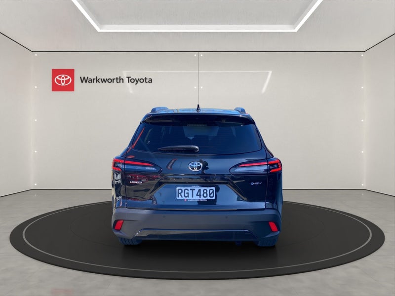 2025 Toyota Corolla Cross Limited 2.0L Petrol H... image 3