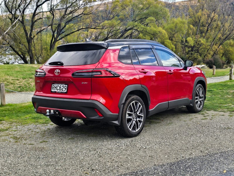 2025 Toyota Corolla Cross Limited Hybrid image 3