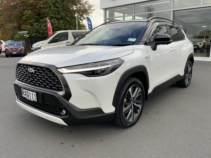 2025 Toyota Corolla Cross Limited Hybrid - next... image 4